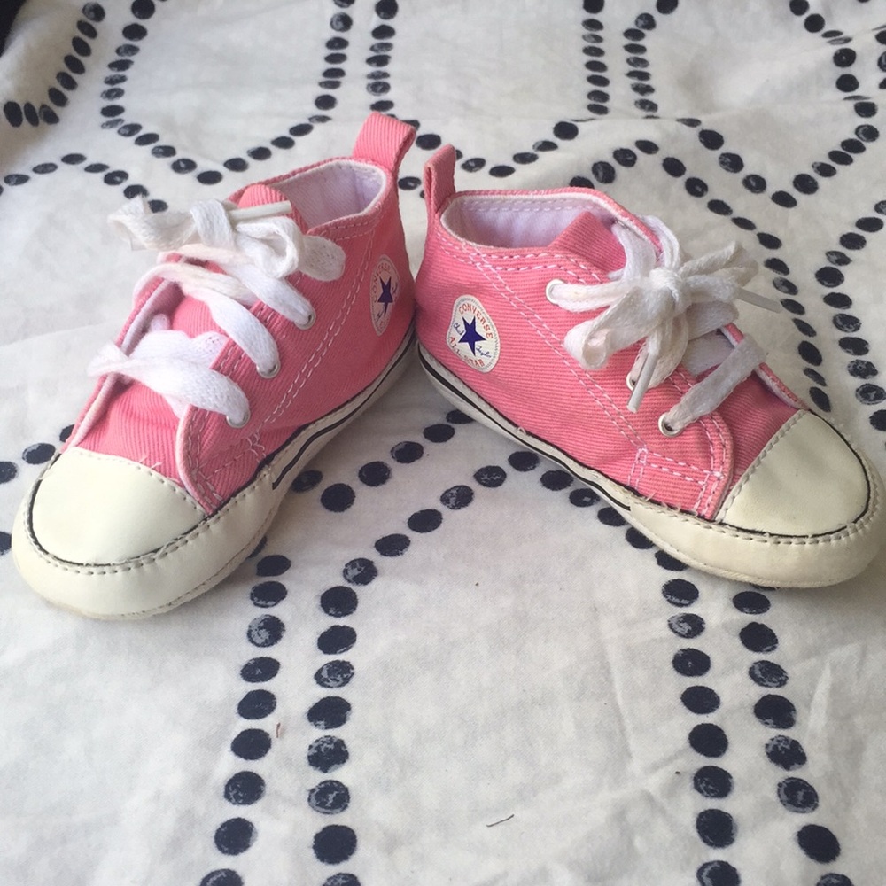 Infant Converse soft bottom shoes. Size 4